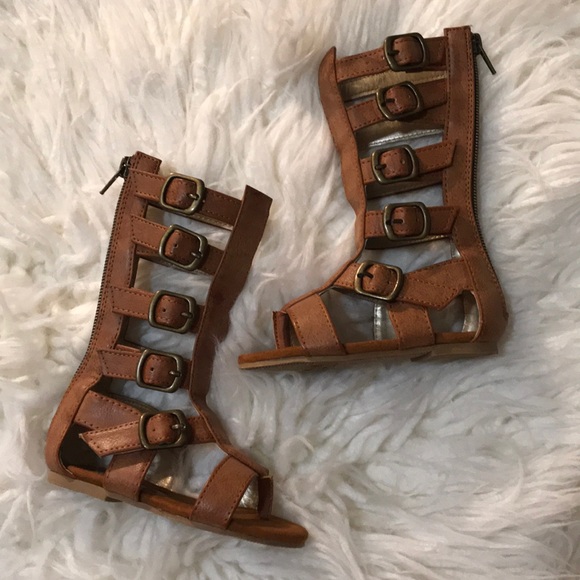 joyfolie sandals
